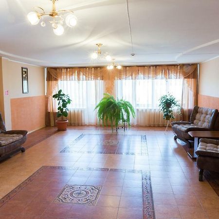 Tourist Hotel Ustʼ-Kamenogorsk Esterno foto