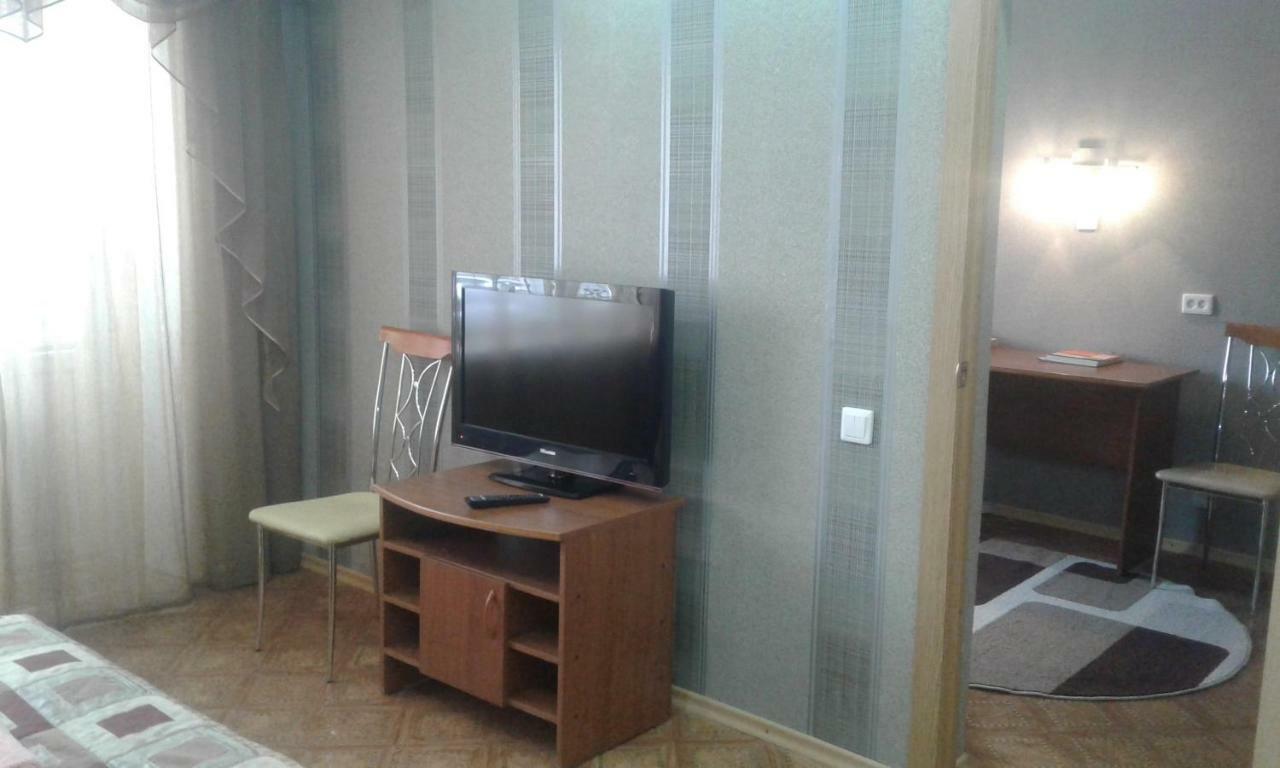 Tourist Hotel Ustʼ-Kamenogorsk Esterno foto